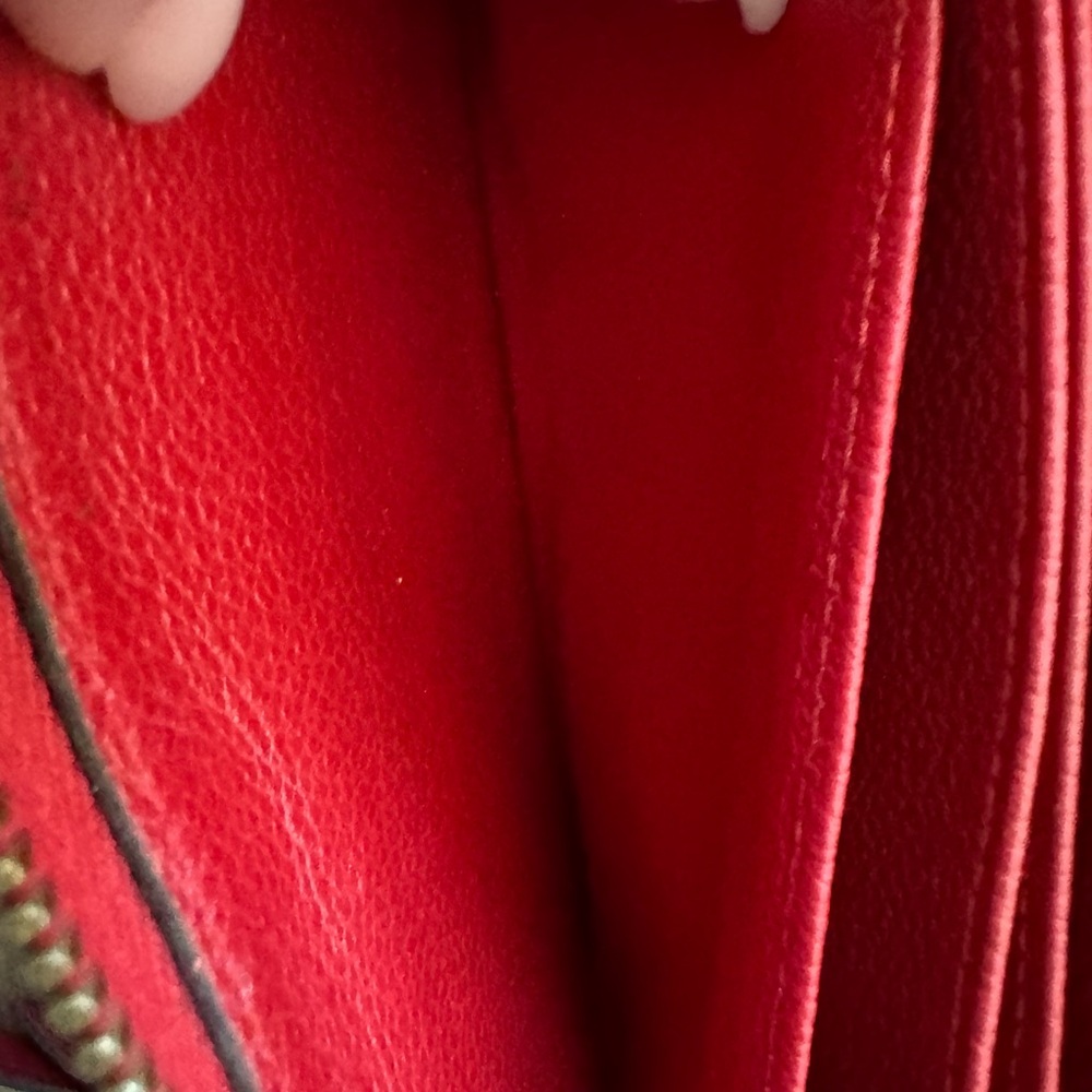 LOUIS VUITTON Red zippy Wallet - Picture 14 of 16